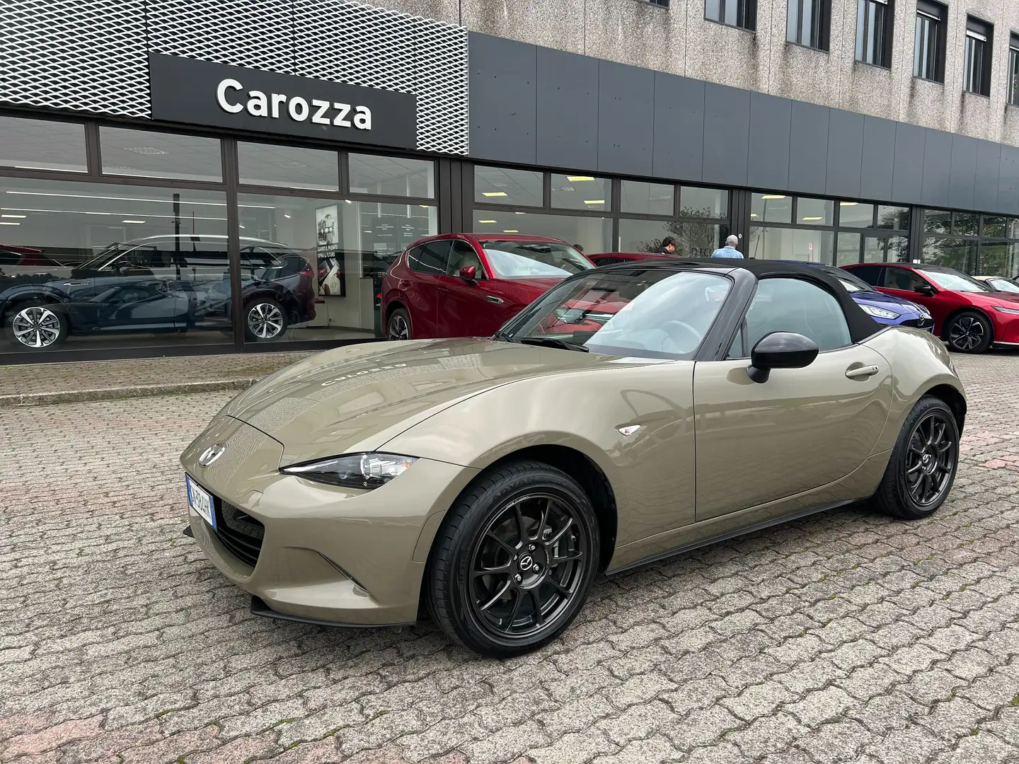 Mazda MX-5 MX-5 IV 2015 Soft Top 1.5 Homura Driver Assistance Verde - 1