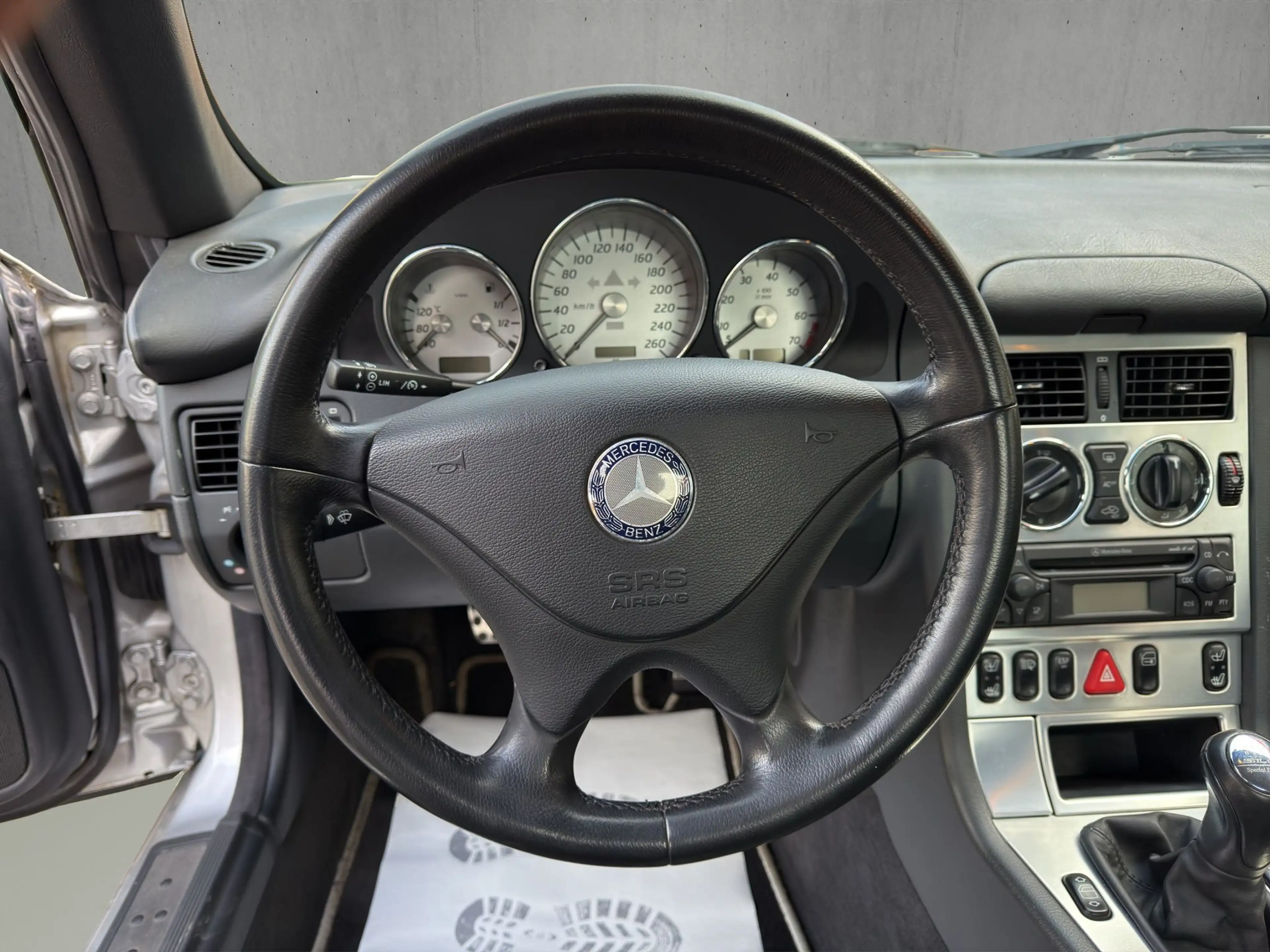 Mercedes-Benz SLK 200 Kompressor Special Edition*1.Hand*Rentnerfahrzeug* — photo 10