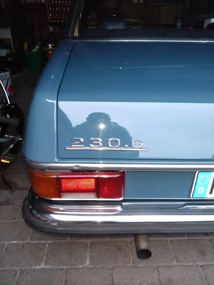 Mercedes-Benz 230, foto 4