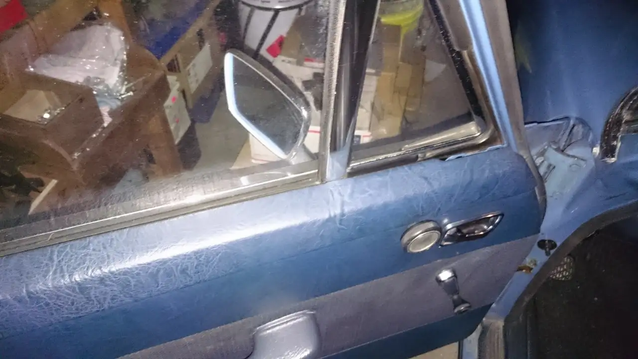 Mercedes-Benz 230, foto 9
