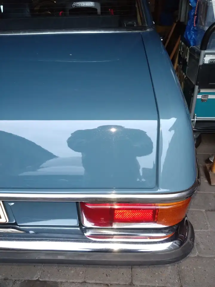 Mercedes-Benz 230, foto 3