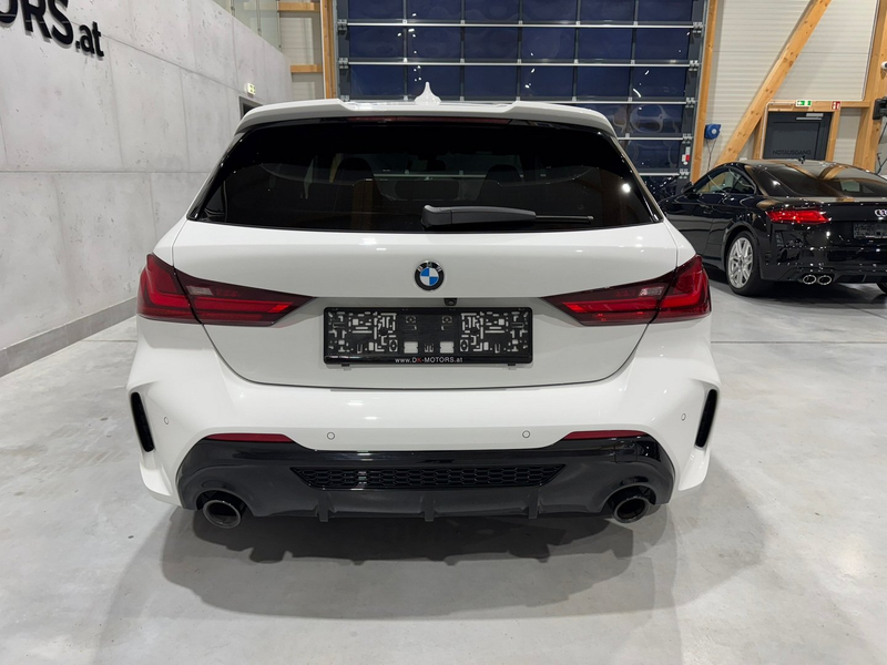 BMW 135 M135 i xDrive / Pano / HeadUp / Performance / RFK — photo 4