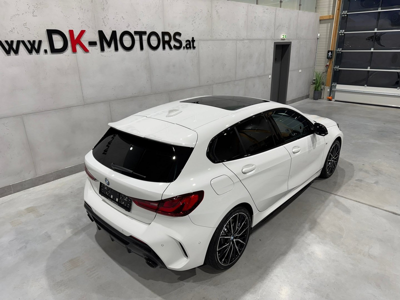 BMW 135 M135 i xDrive / Pano / HeadUp / Performance / RFK — photo 10