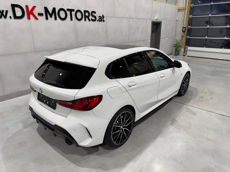 BMW 135 M135 i xDrive / Pano / HeadUp / Performance / RFK — photo 3