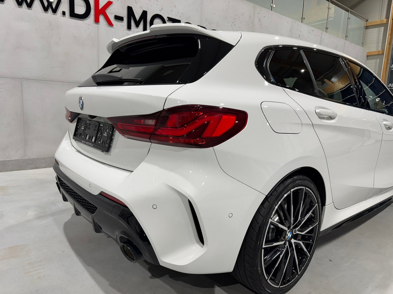 BMW 135 M135 i xDrive / Pano / HeadUp / Performance / RFK — photo 14