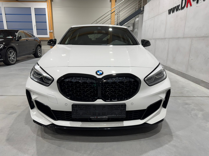 BMW 135 M135 i xDrive / Pano / HeadUp / Performance / RFK — photo 7