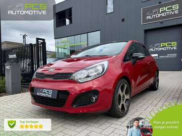 1.2 Benzine / 3 Deurs / 5 Zitplaatsen / Uit Overname