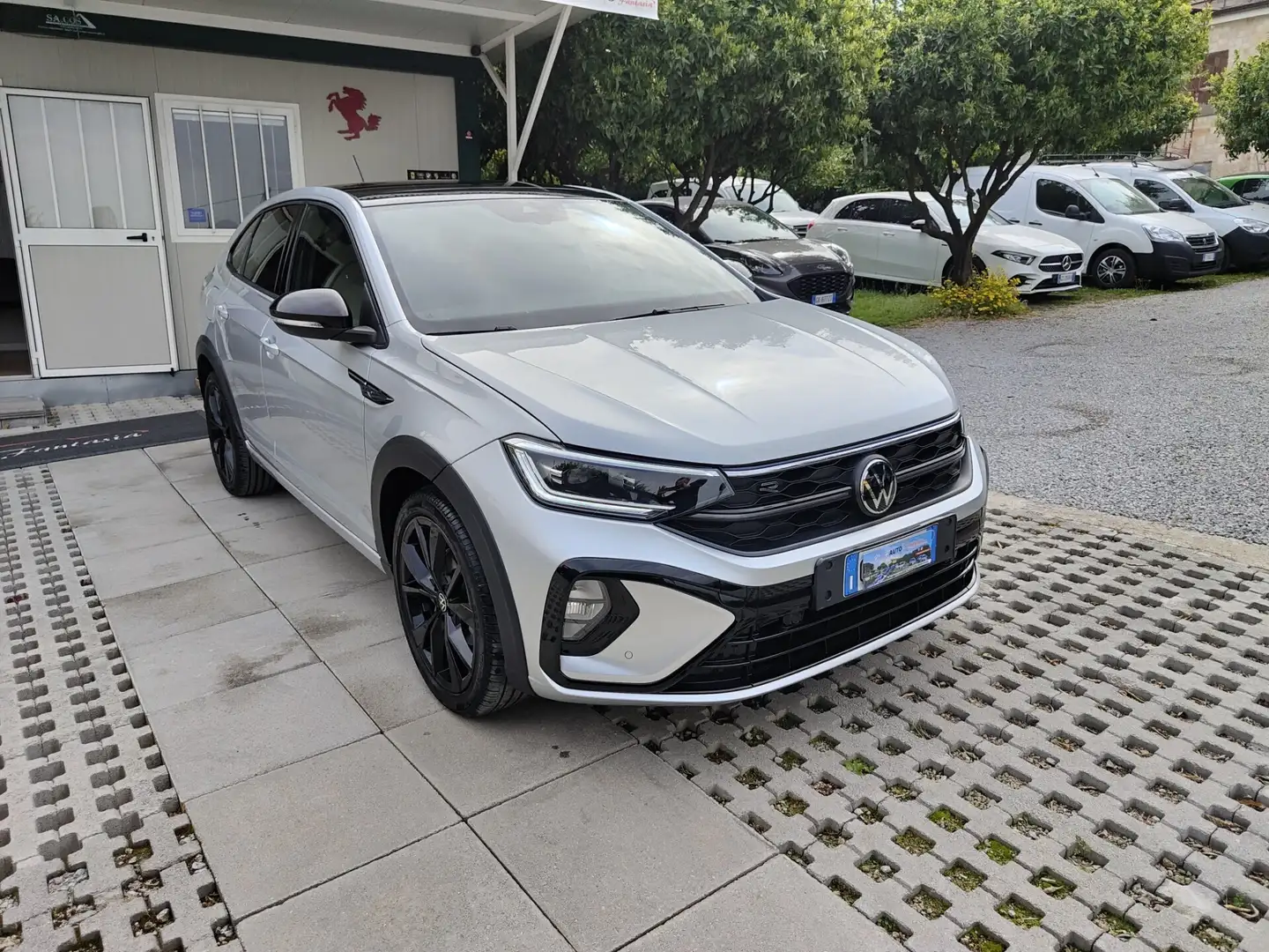 Volkswagen Taigo 1.5 TSI ACT 150 CV DSG R-Line Argent - 2