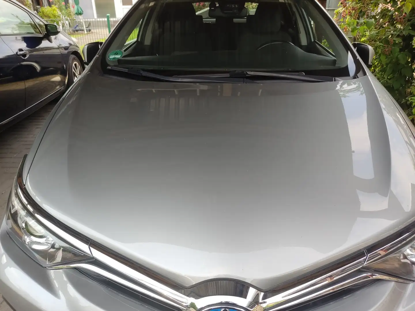 Toyota Auris 1.8 VVT-i Hybrid Automatik Edition S+ - 1