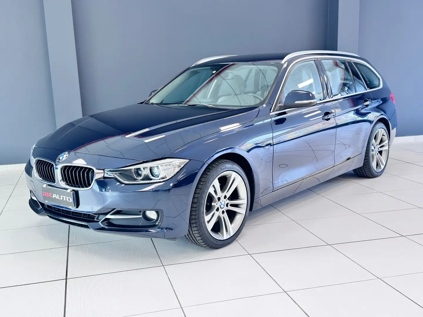 BMW 320 Serie 3 F31 Touring 320d Touring Sport Blu/Azzurro - 1