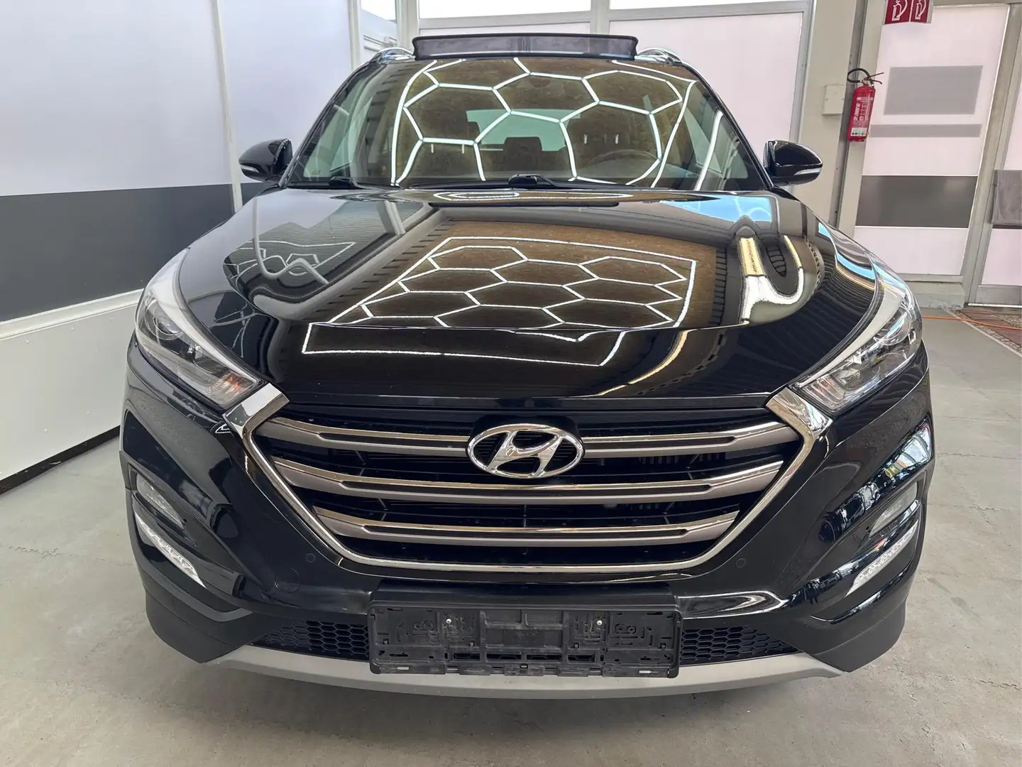 Hyundai TUCSON PREMIUM PLUS DCT NAVI PANO AHK SHZ RFK 1.6 T-GD... Noir - 2