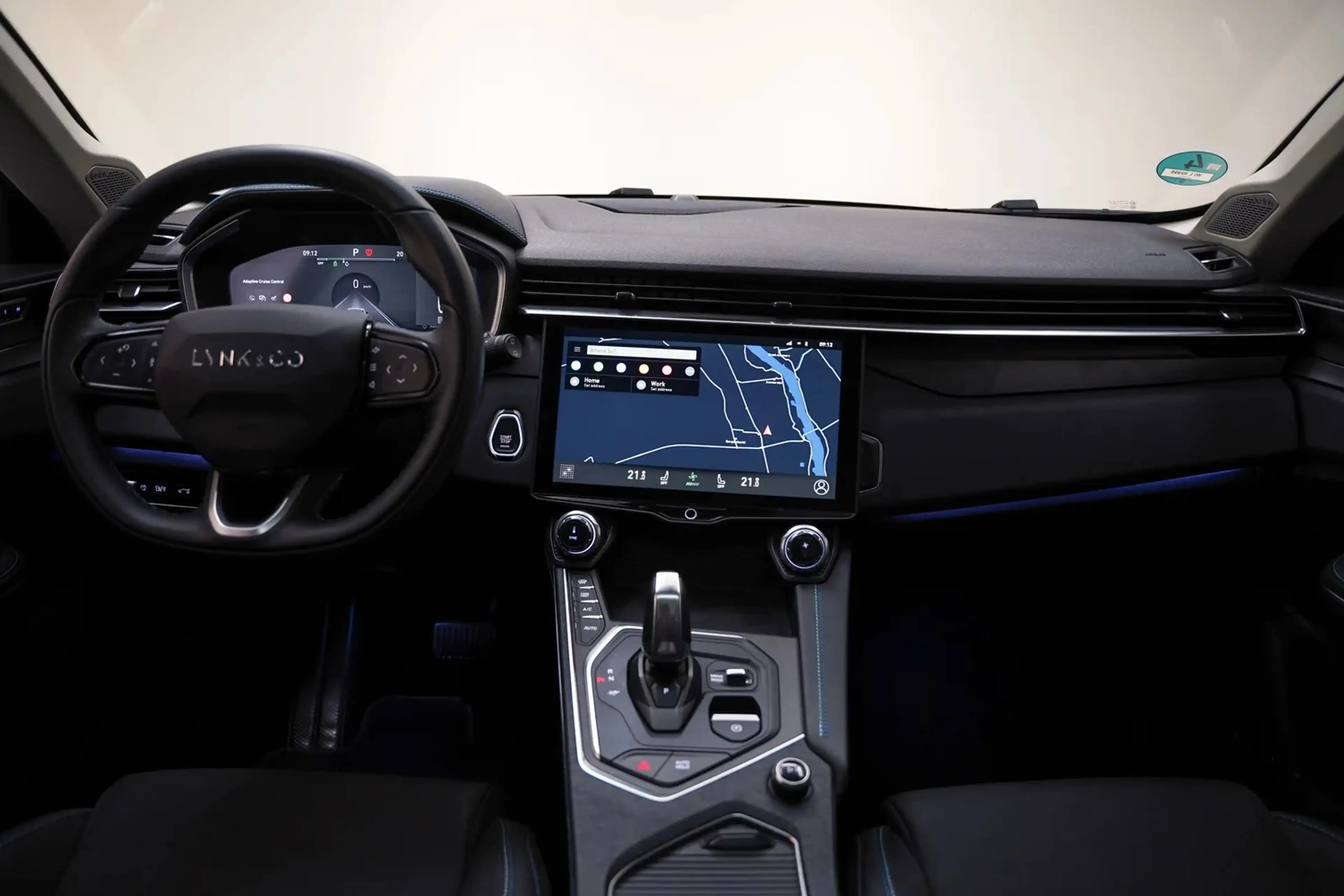 Lynk & Co 01 1.5 PHEV MY22 [ SoH 94,7% | Panorama Apple/Android — photo 4