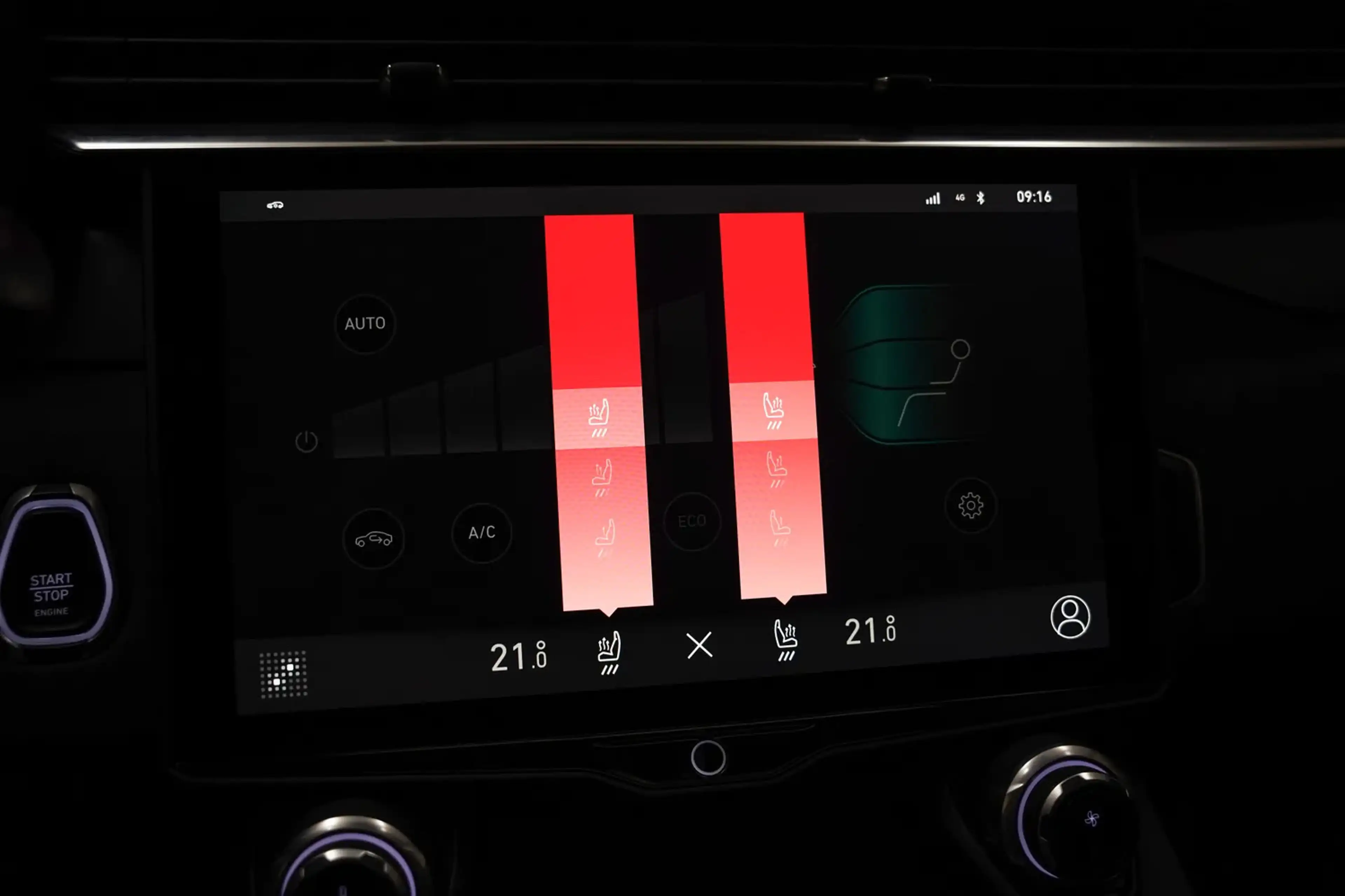 Lynk & Co 01 1.5 PHEV MY22 [ SoH 94,7% | Panorama Apple/Android — photo 13