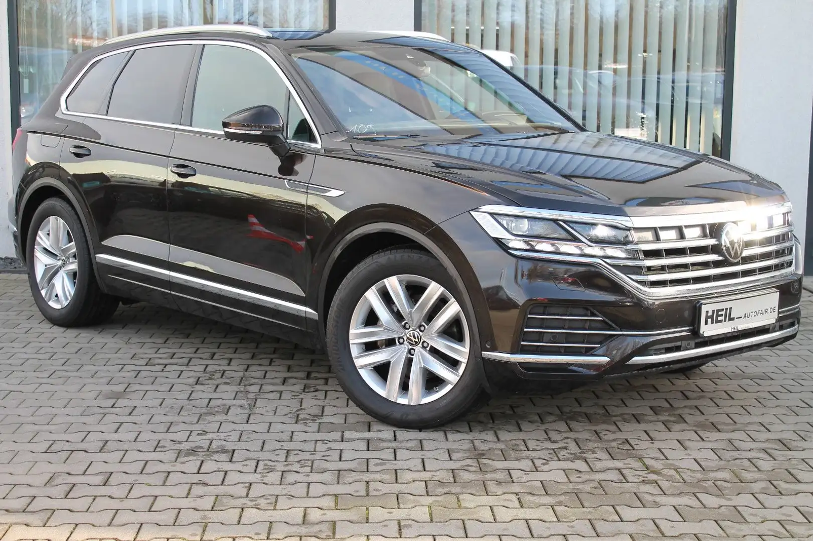 Volkswagen Touareg Elegance 4Motion**MATRIX-LED*PAN*ACC*AHK Brun - 2
