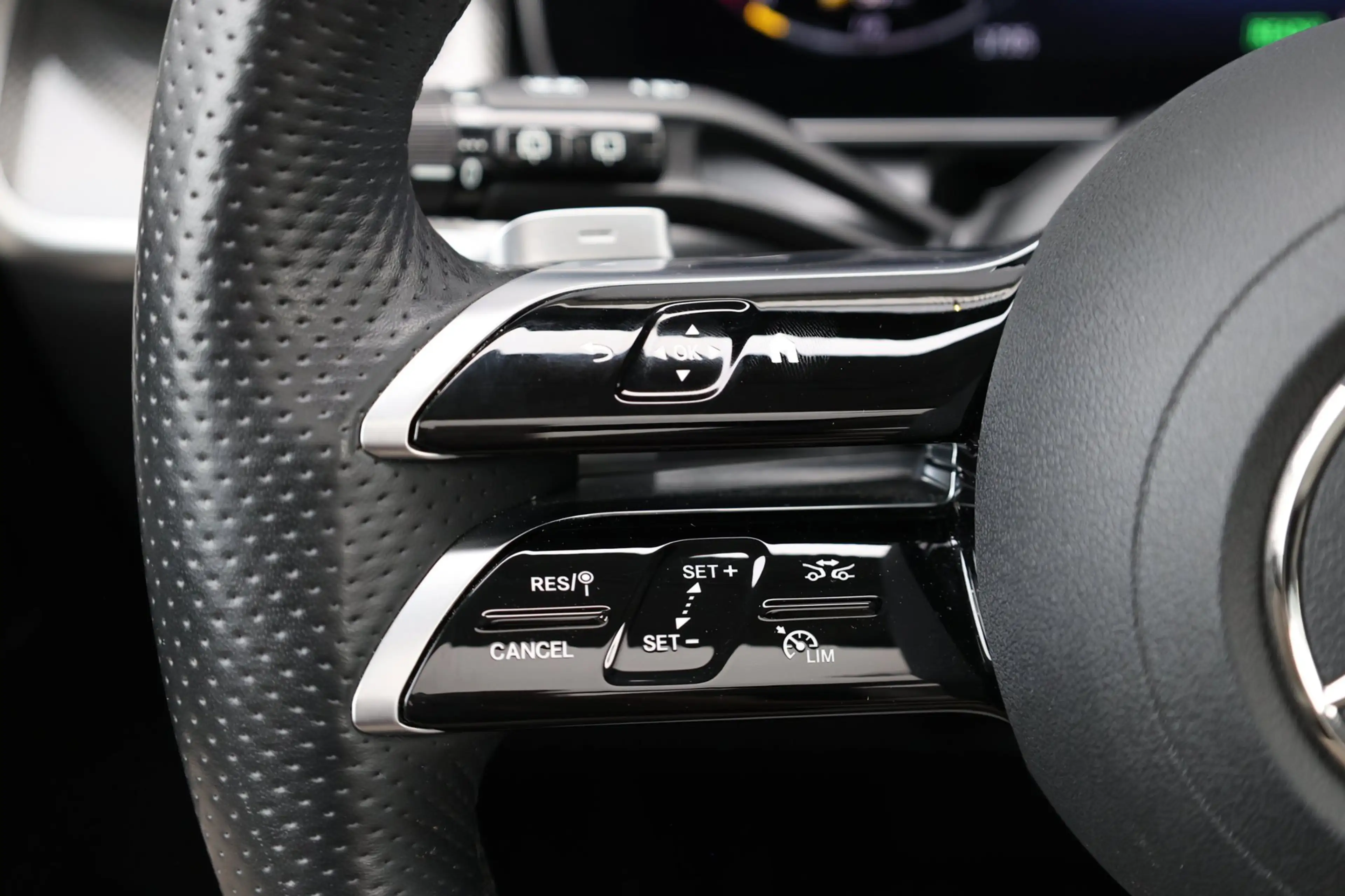 Mercedes-Benz GLC 400 400e 4MATIC AMG Line LED/VIRTUAL/SFEER/PANO/LEER+S — photo 13