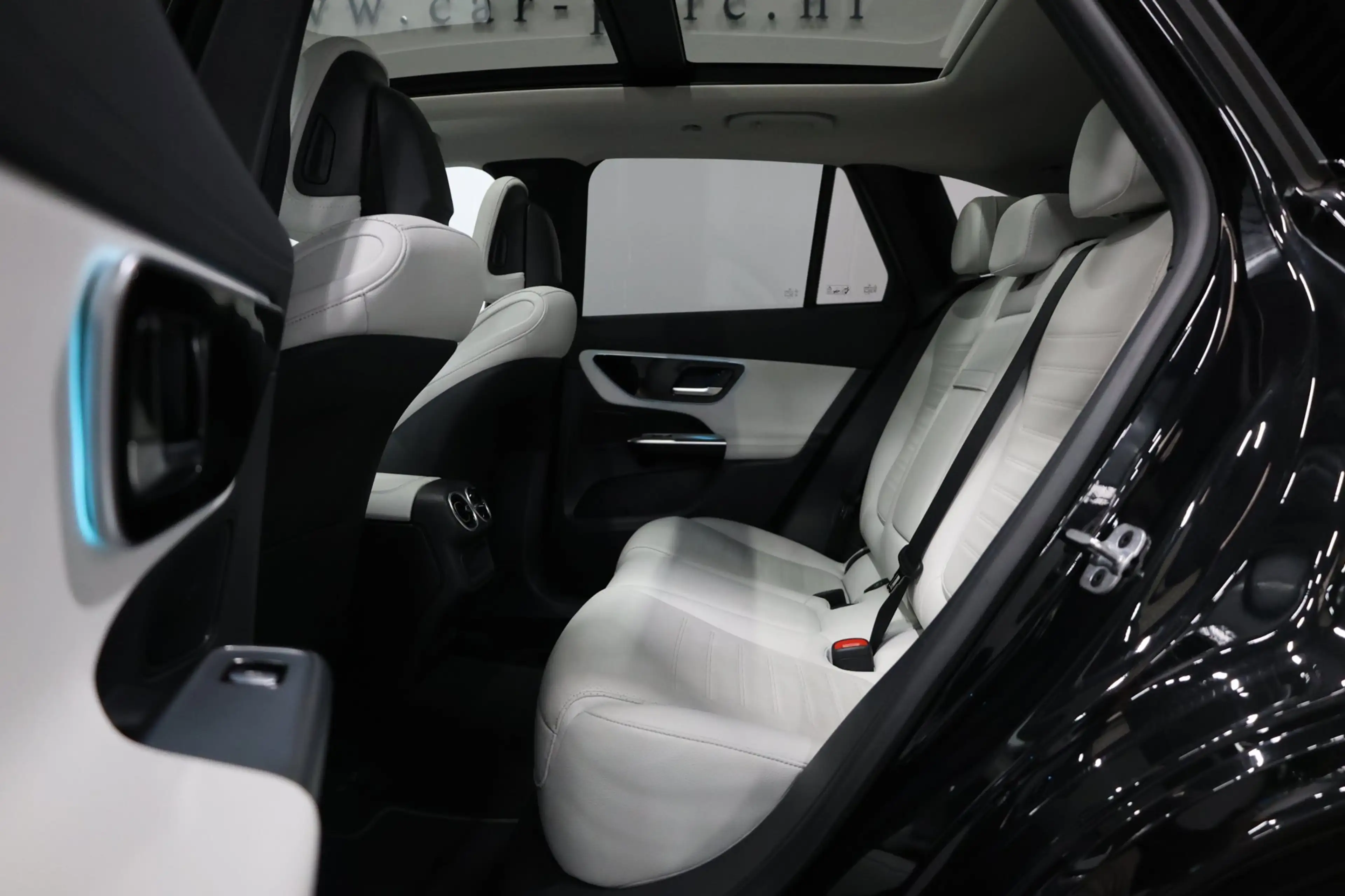 Mercedes-Benz GLC 400 400e 4MATIC AMG Line LED/VIRTUAL/SFEER/PANO/LEER+S — photo 11