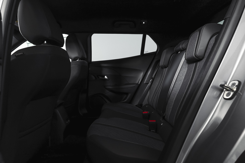 Peugeot 2008 1.2 PureTech 130 PK Allure - Automaat | Dig. Cockp — photo 50