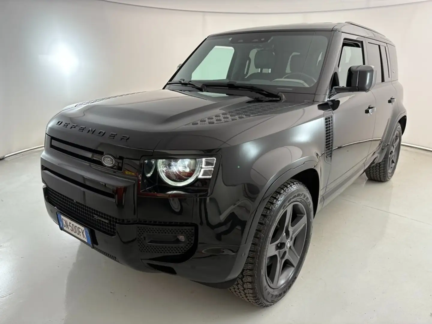 Land Rover Defender 110 3.0 I6 MHEV X-Dynamic SE Nero - 1