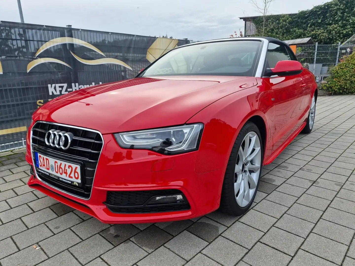Audi A5 Cabriolet 2.0 TFSI / Automatik/ S Line / TÜV Rouge - 1