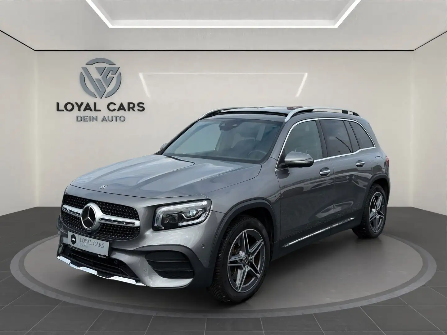 Mercedes-Benz GLB 250 4M*AMG*VOLL*PANO*HUD*MEMORY*Dist+*Multib Grau - 1