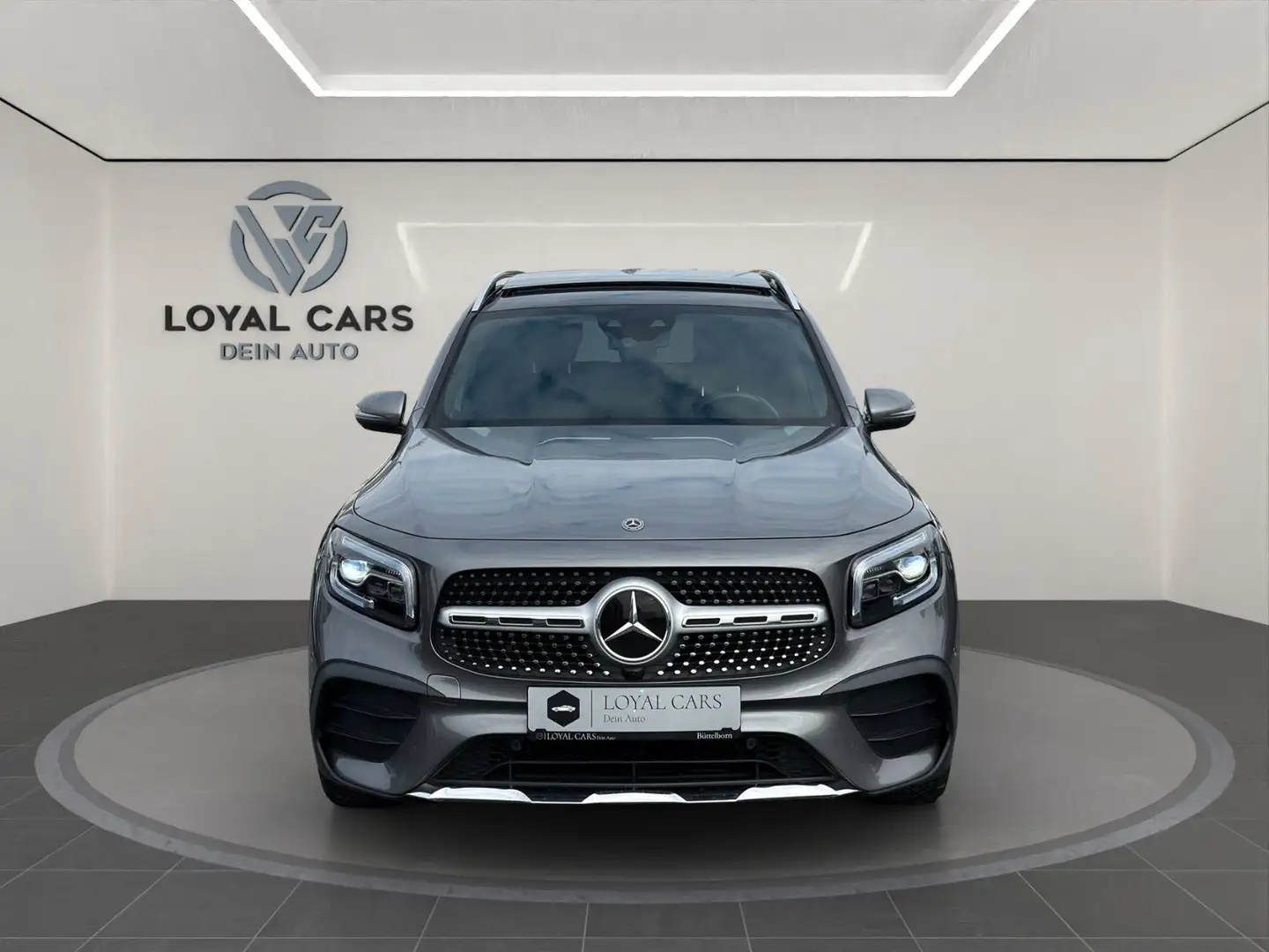 Mercedes-Benz GLB 250 4M*AMG*VOLL*PANO*HUD*MEMORY*Dist+*Multib Grau - 2