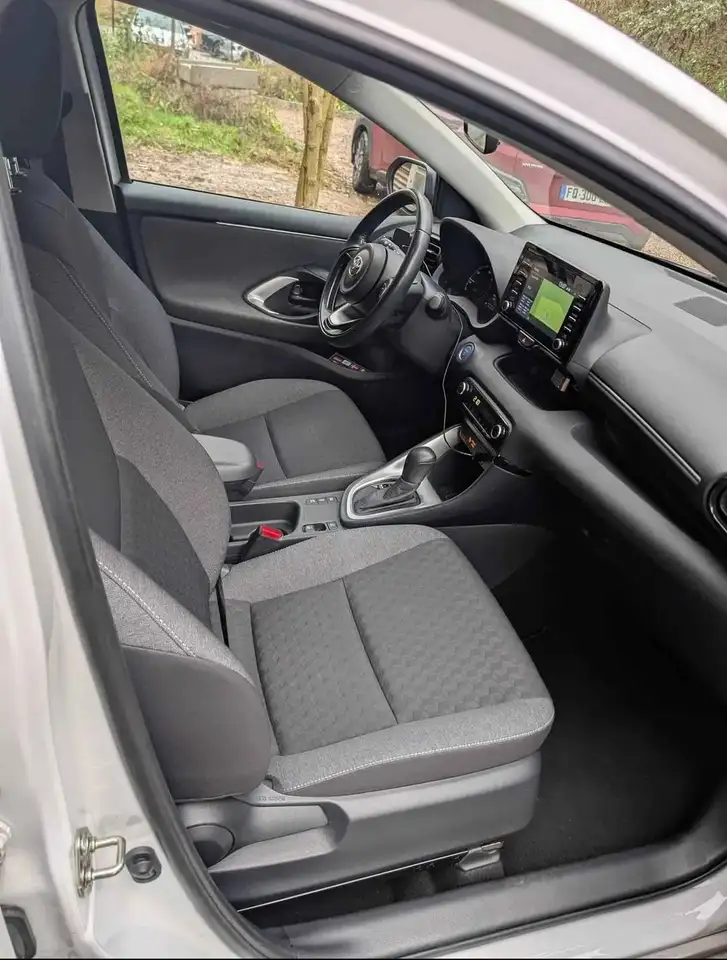 Toyota Yaris Yaris — photo 6