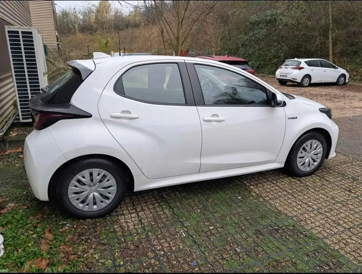 Toyota Yaris Yaris — photo 4