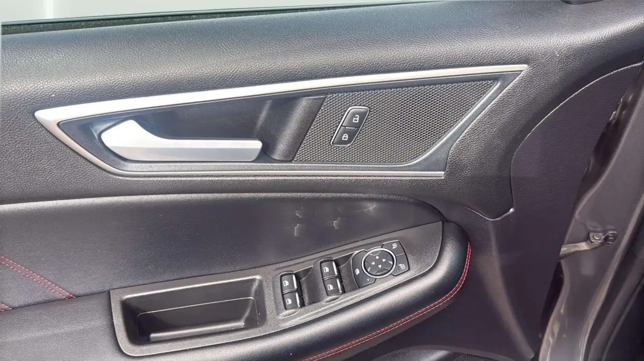 Ford Edge снимка Ford Edge