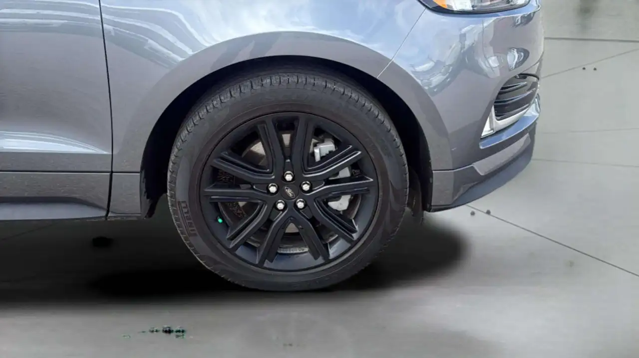 Ford Edge снимка Ford Edge