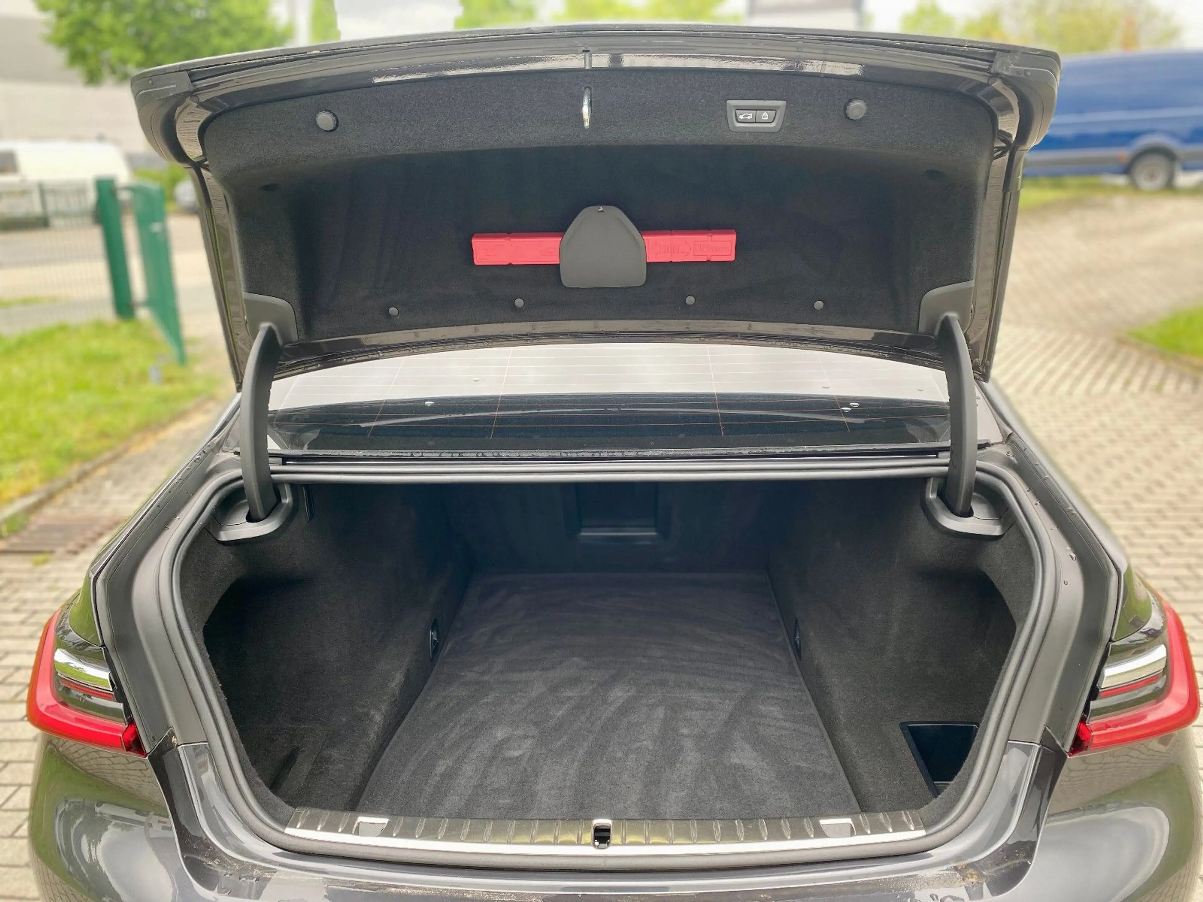 BMW 740 d xDrive Nappa Head up Massage Standheizung — photo 5