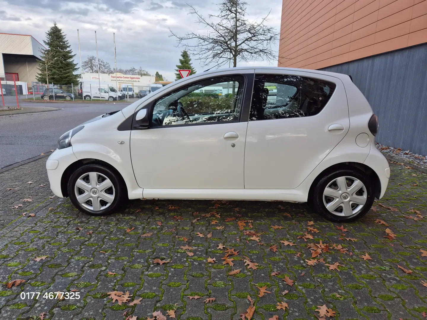 Toyota Aygo Cool Blanc - 2
