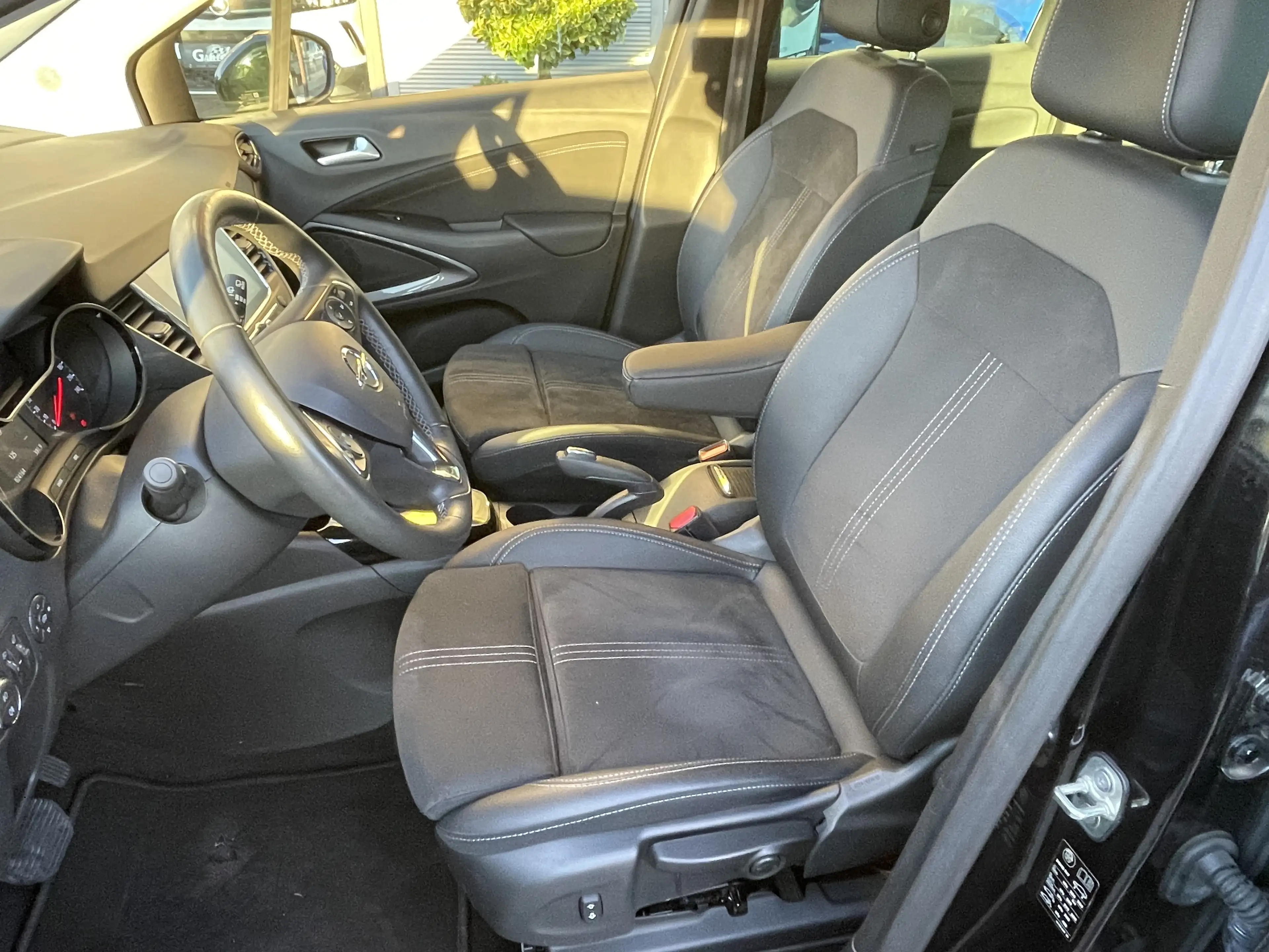 Opel Crossland Crossland 1.2 Automatik Ultimate — photo 6