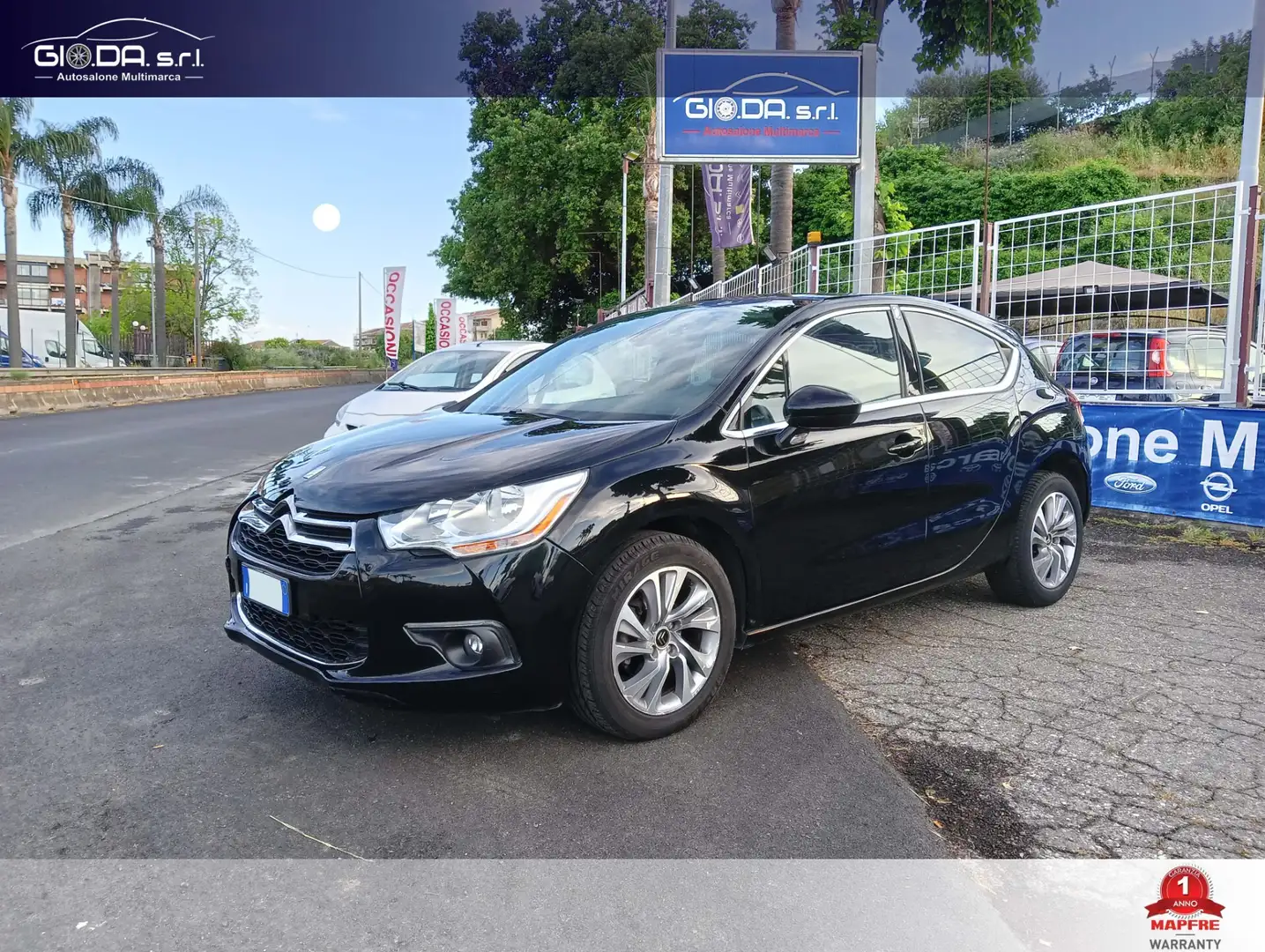 DS Automobiles DS 4 DS 4 1.6 e-HDi 115 ETG6 So Chic Negru - 1