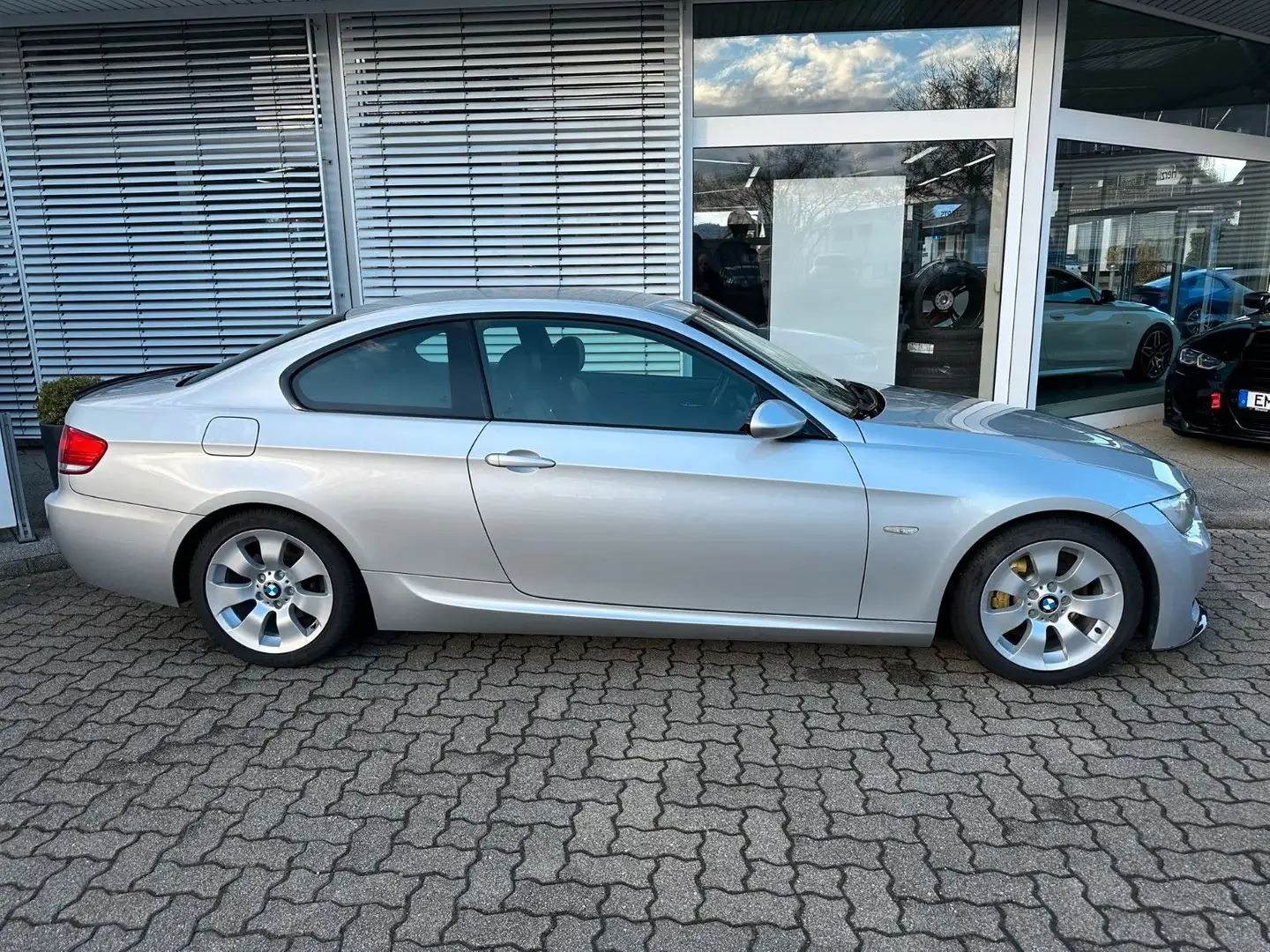 BMW 320 i Coupé +Performance Bremse +ESD-Anlage +SpFW Silber - 2
