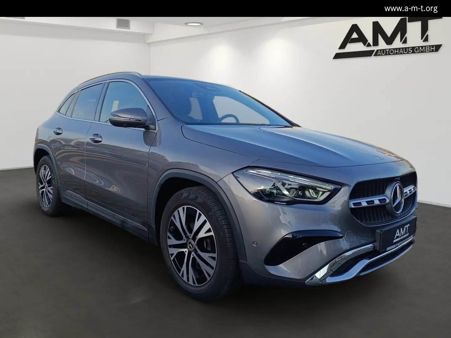 Mercedes-Benz GLA 220 GLA 220 d 4M Progr.*AHK*Multibeam*Distronic*360° Gris - 2