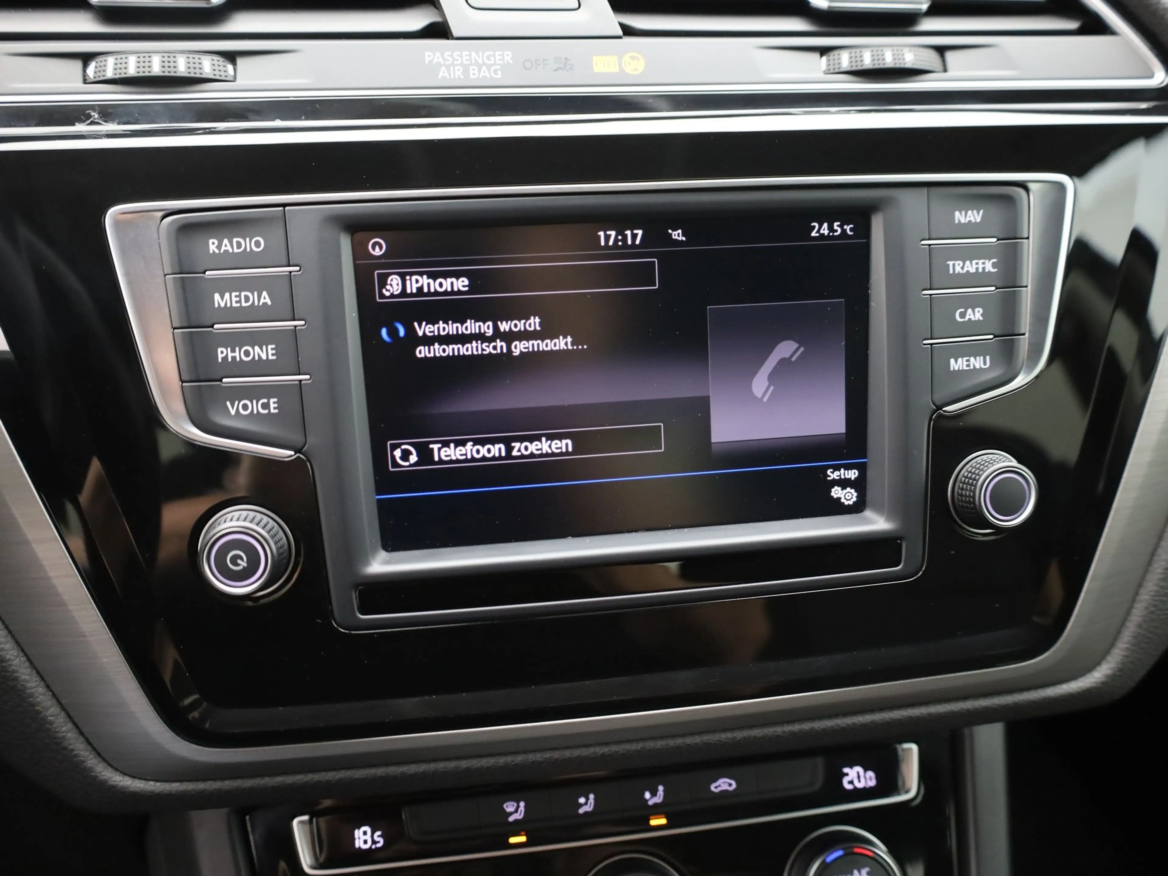 Volkswagen Touran 1.2 TSI Comfortline | Trekhaak | Camera | PDC V&A — photo 10