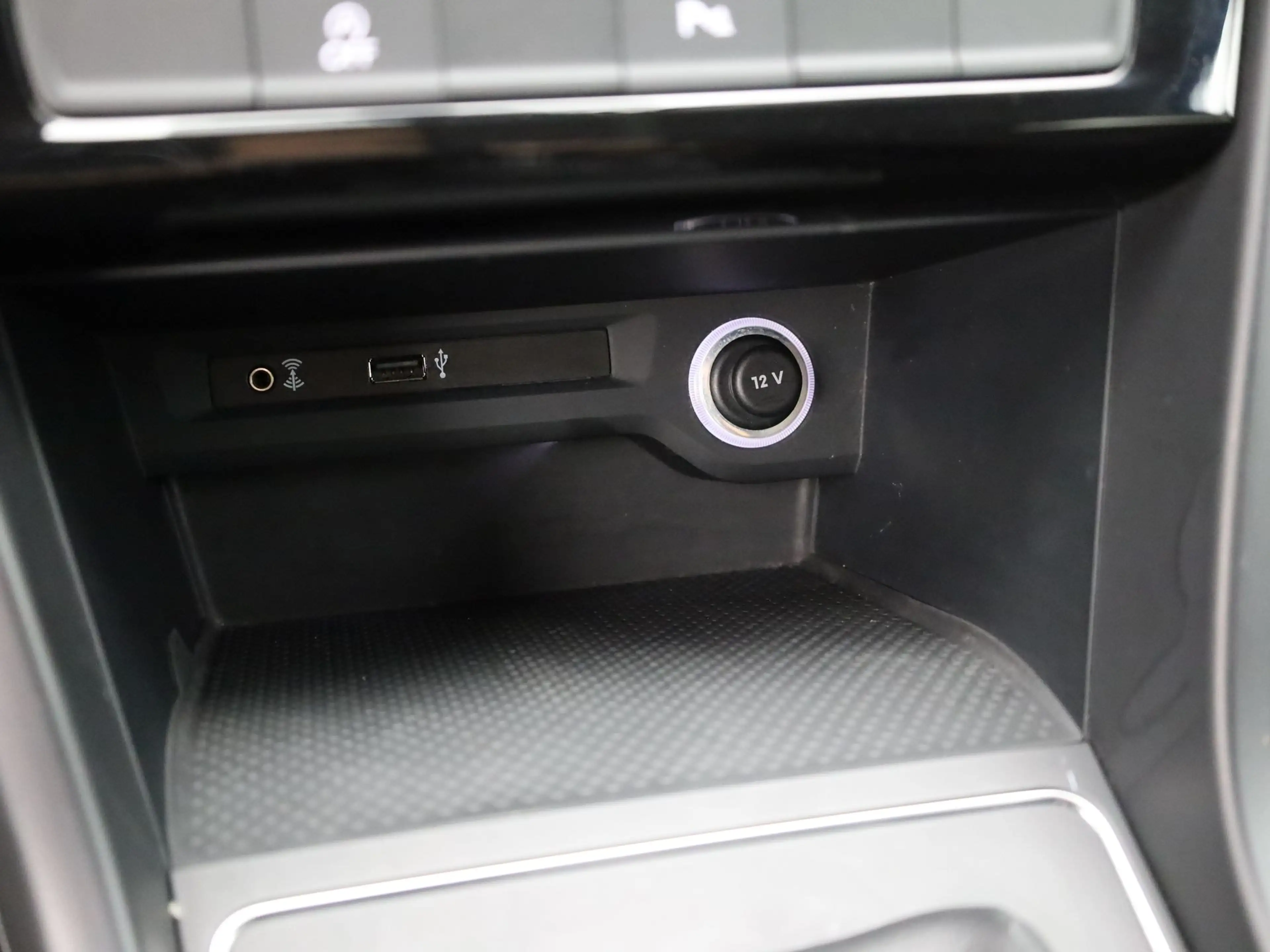 Volkswagen Touran 1.2 TSI Comfortline | Trekhaak | Camera | PDC V&A — photo 29