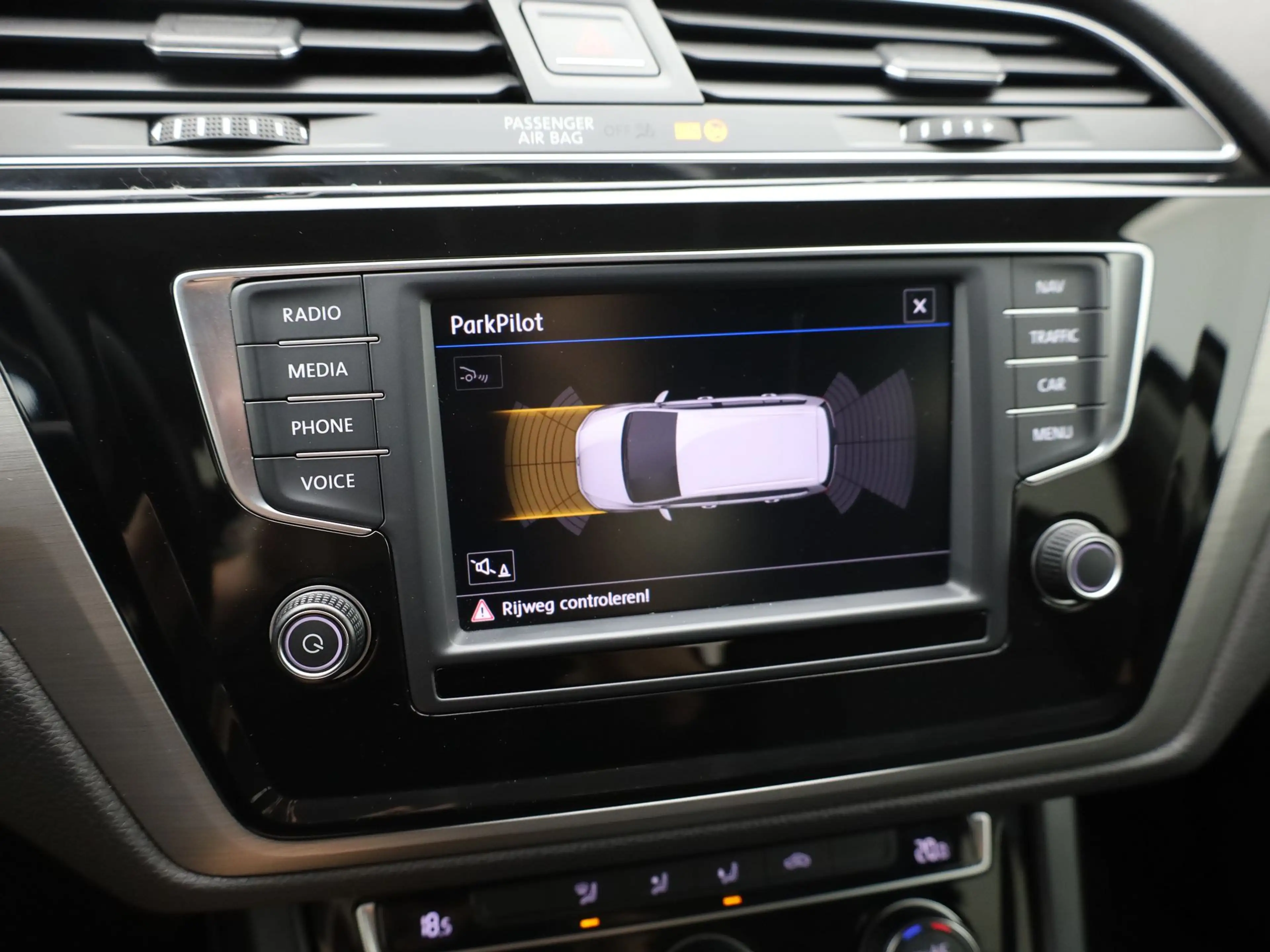 Volkswagen Touran 1.2 TSI Comfortline | Trekhaak | Camera | PDC V&A — photo 9