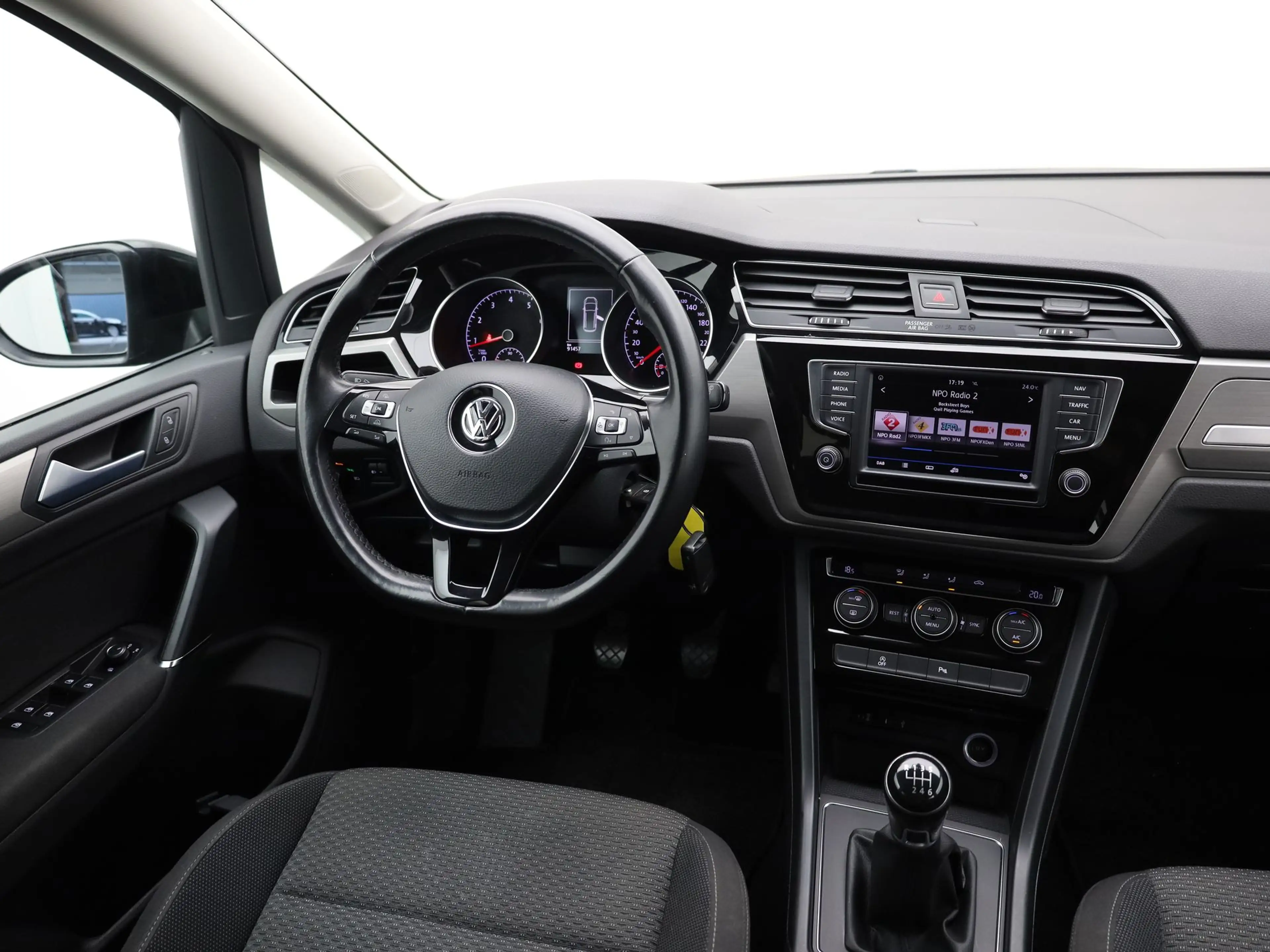 Volkswagen Touran 1.2 TSI Comfortline | Trekhaak | Camera | PDC V&A — photo 2