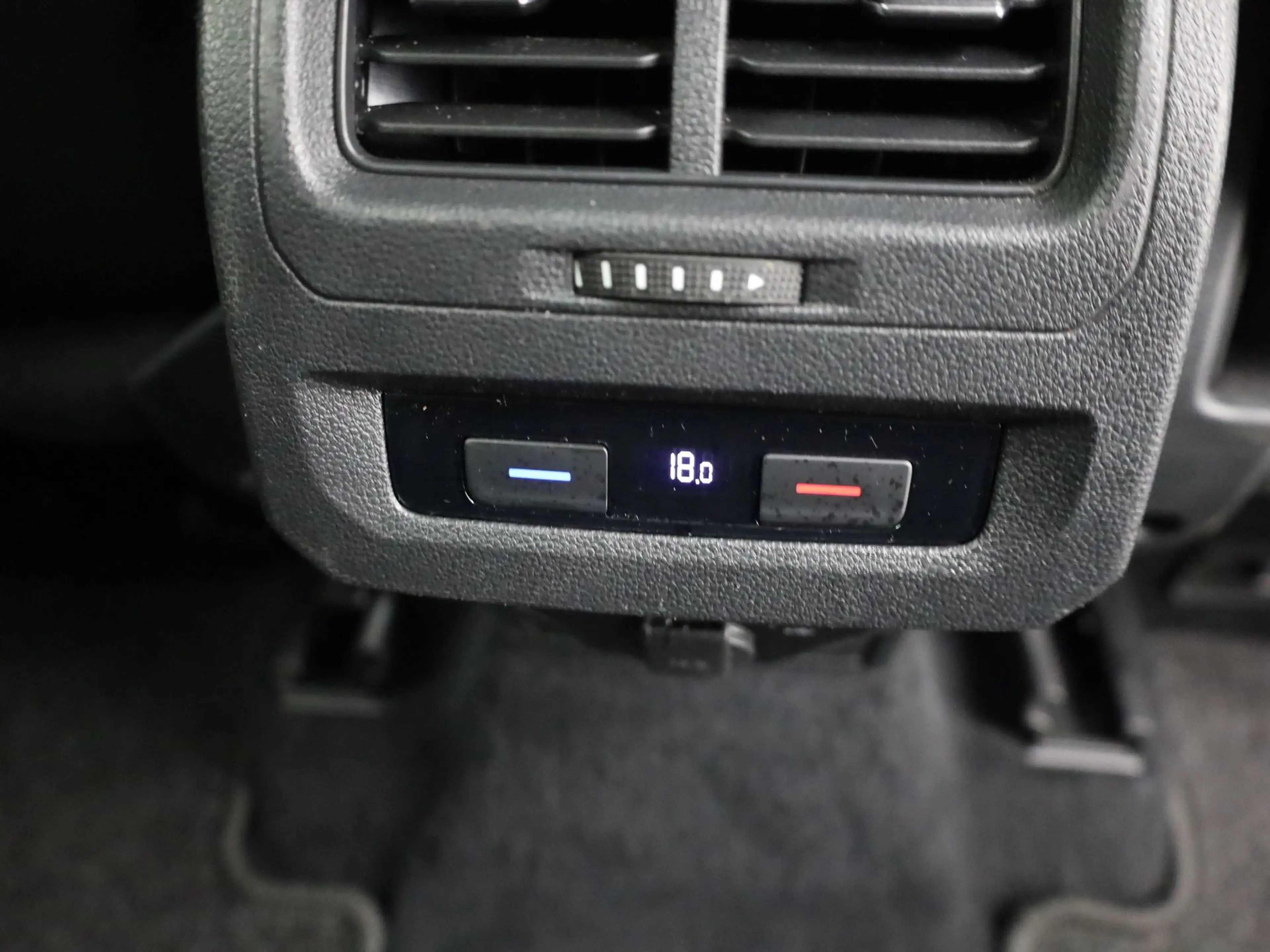 Volkswagen Touran 1.2 TSI Comfortline | Trekhaak | Camera | PDC V&A — photo 15