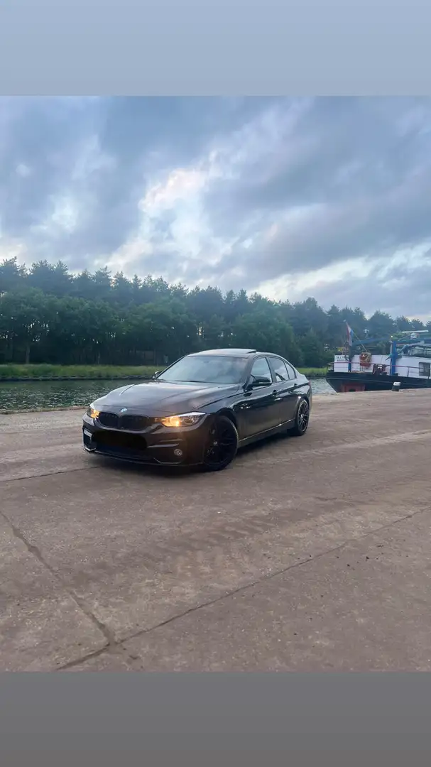 BMW 320 320i Sport Line - 1