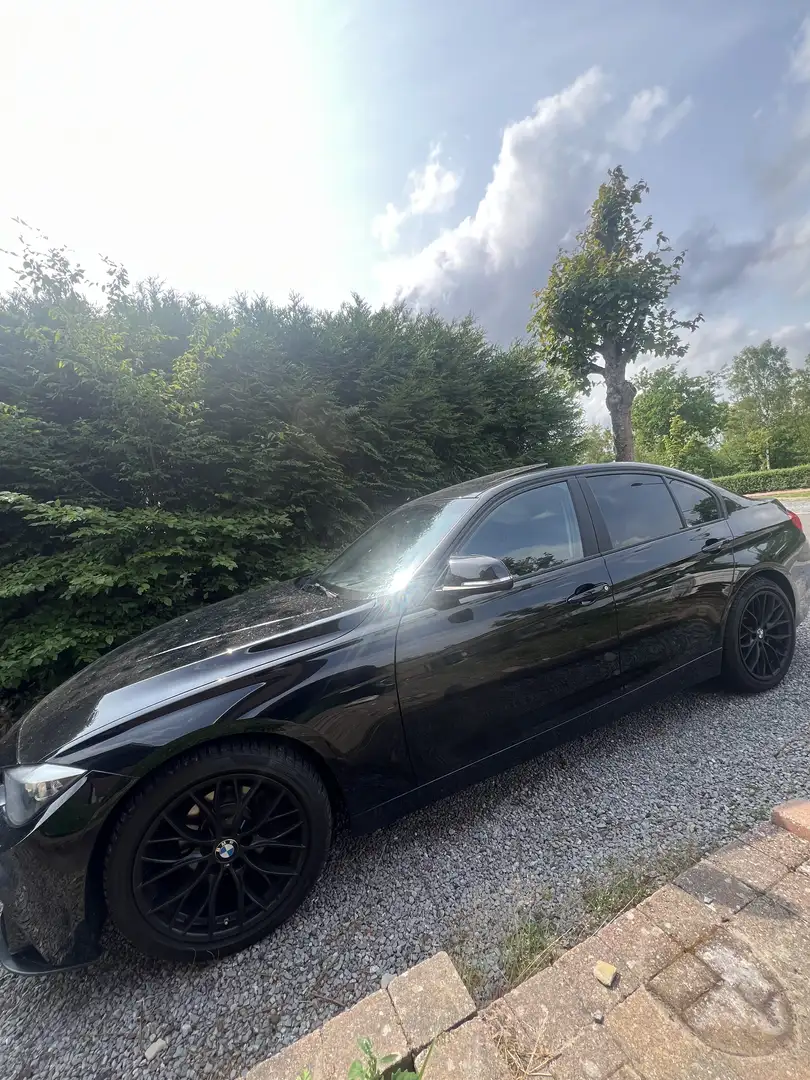 BMW 320 320i Sport Line - 2