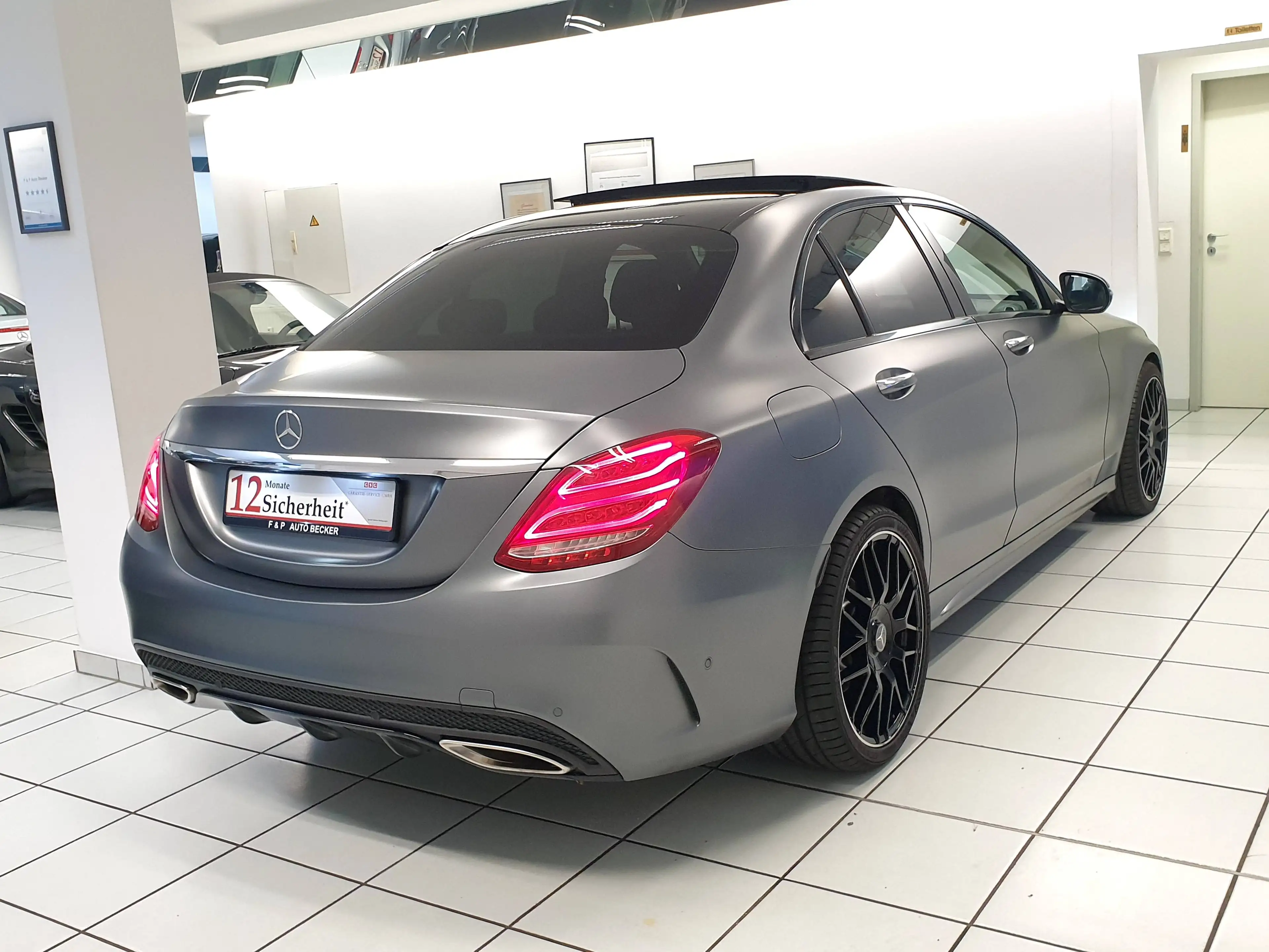 Mercedes-Benz C 400 C 400 4Matic 9G AMG HUD 360 PANO DTR+ AIRMATIC LED — photo 6
