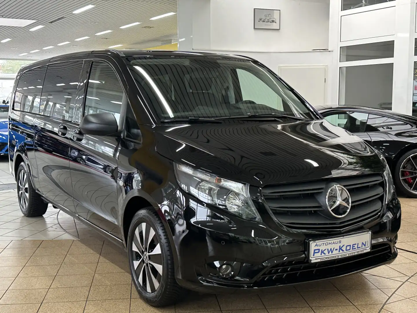 Mercedes-Benz Vito Tourer 116CDI extralang*LEDER*KAMERA* Noir - 2