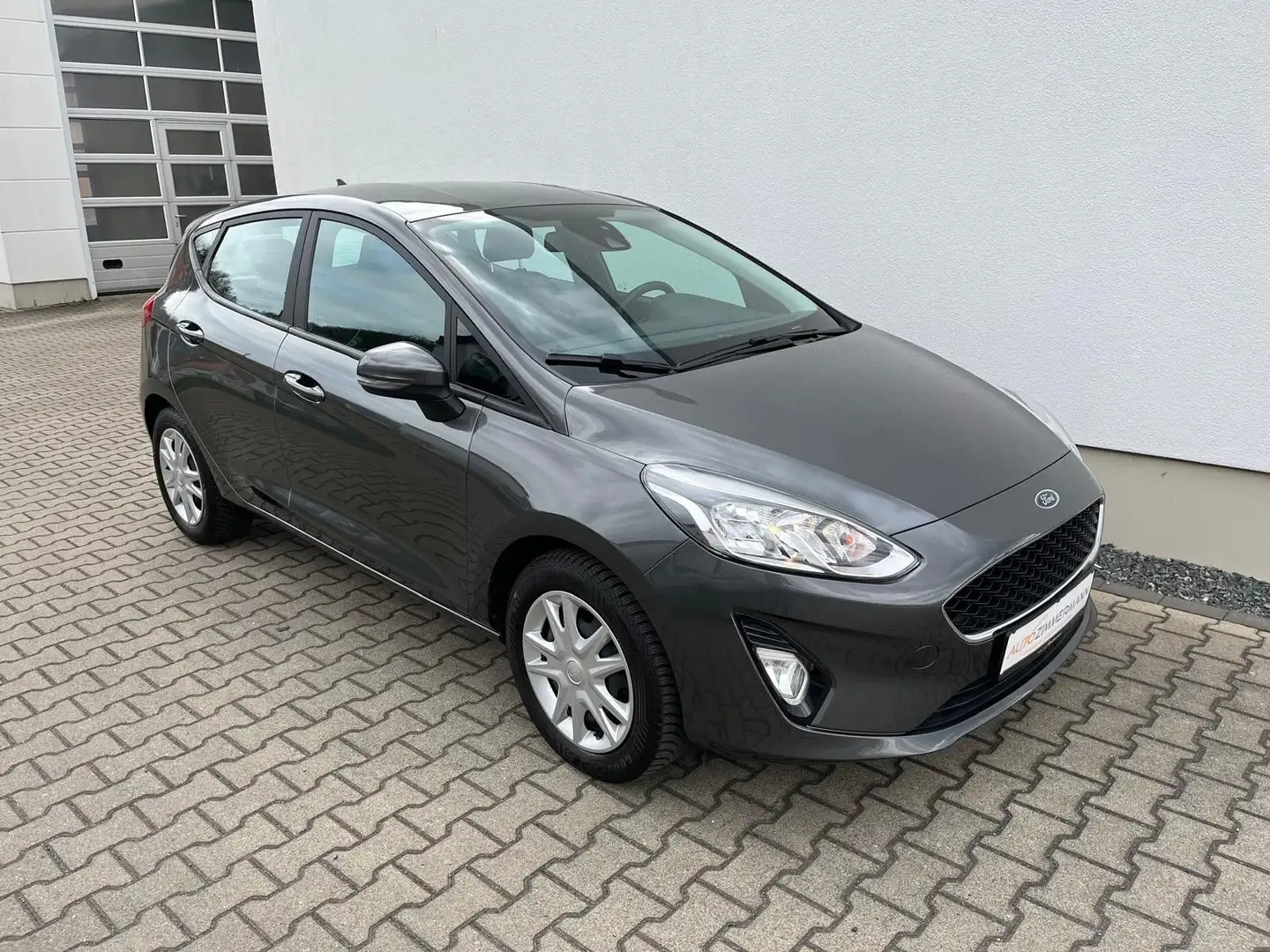 Ford Fiesta Sitz / Lenkradheiz DAB Parkpilot Klima Grau - 2