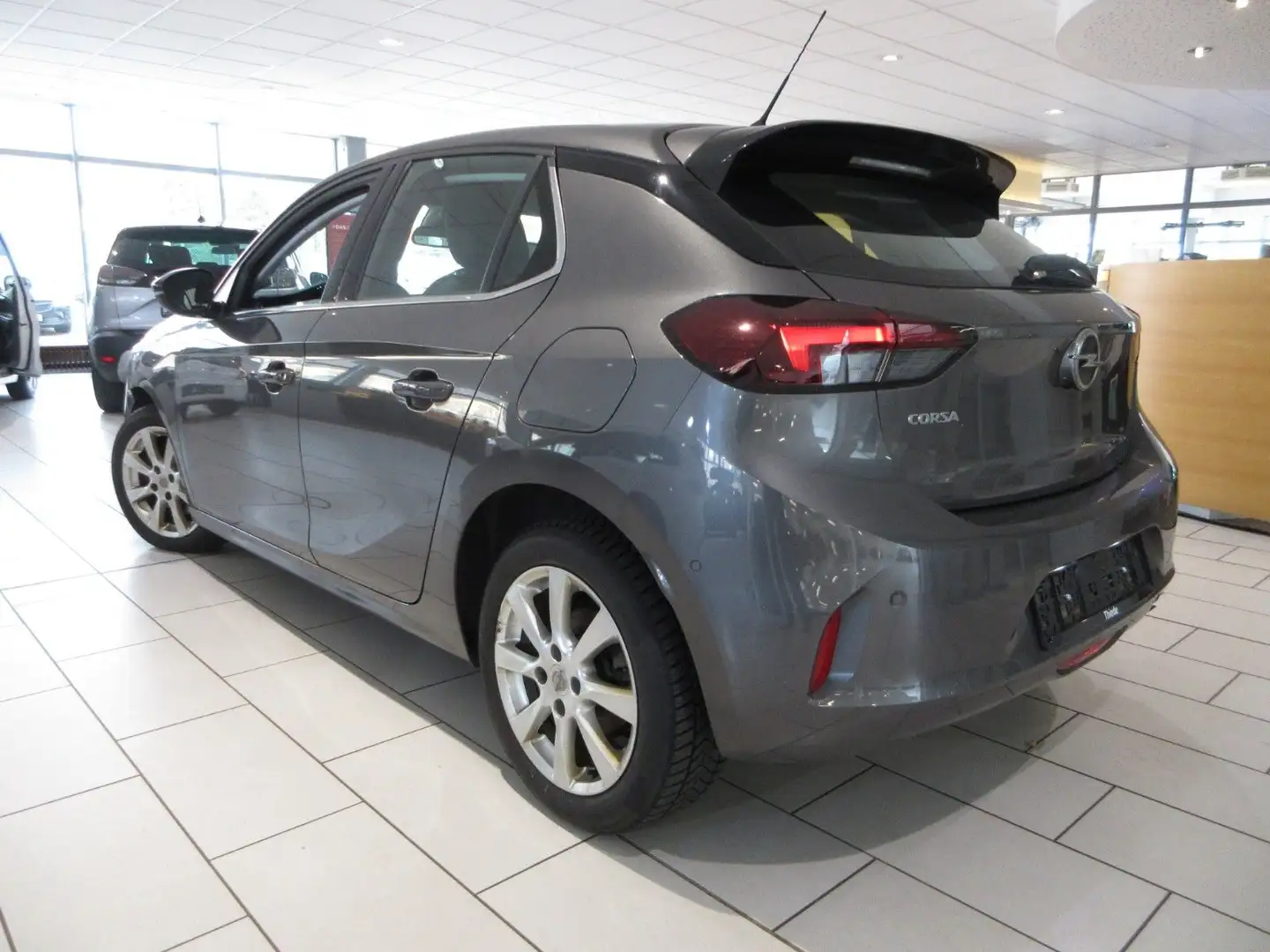 Opel Corsa F 1.2T Elegance NAVI/LED/PDC/R´CAM Gris - 2