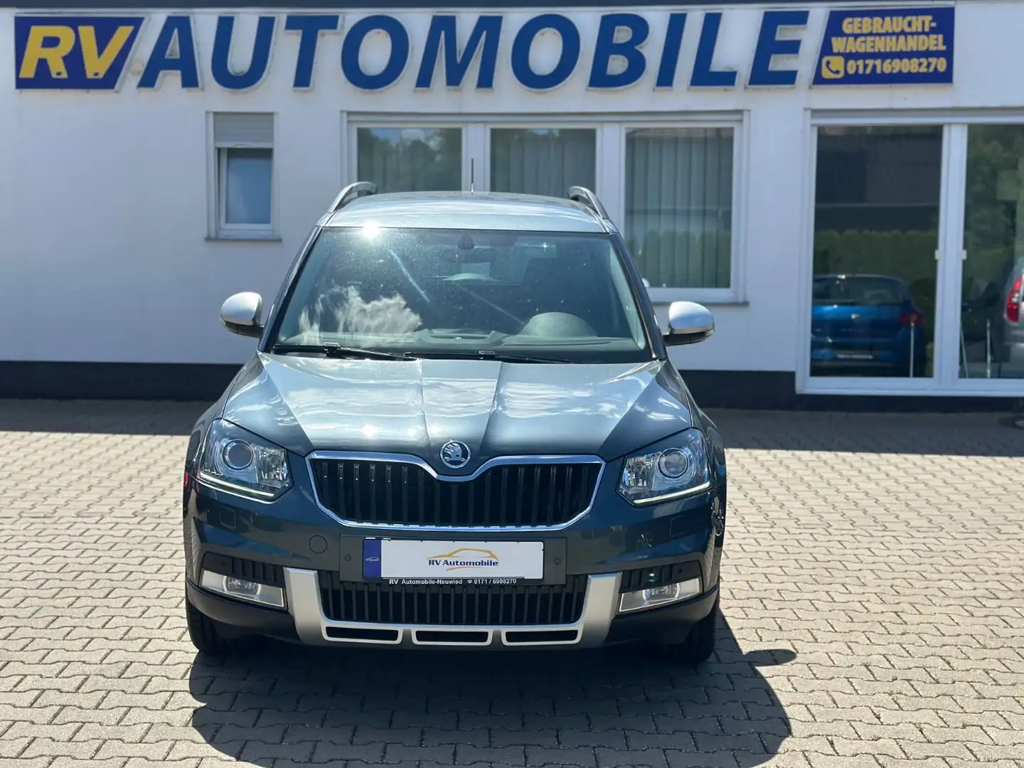 Skoda Yeti Ambition Outdoor 4x4 Grijs - 1