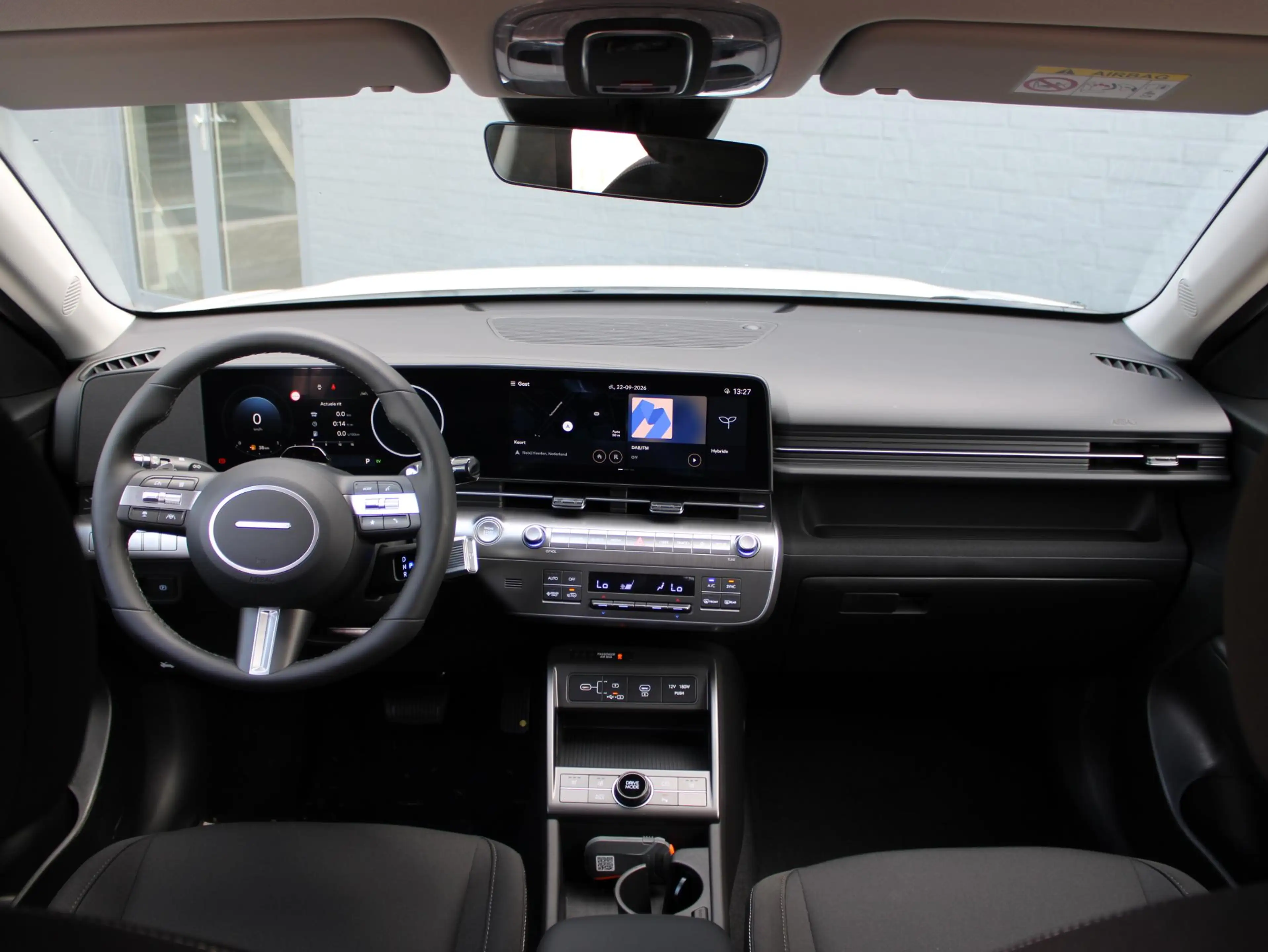 Hyundai KONA 1.6 GDI HEV Comfort — photo 12