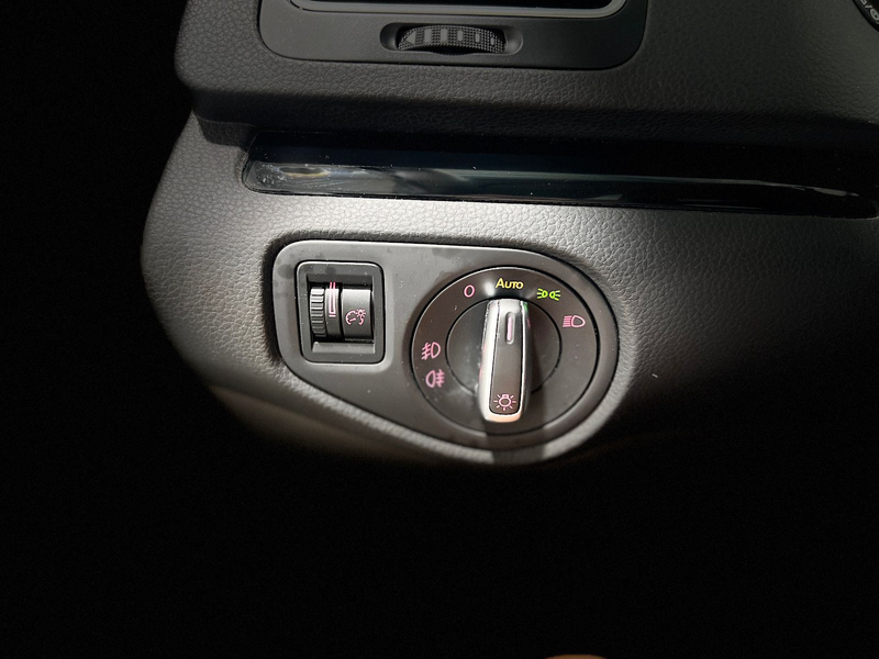 SEAT Alhambra 1.4 TSI **7-Sitze*Kamera*AHK*1.Hand*Na* — photo 15