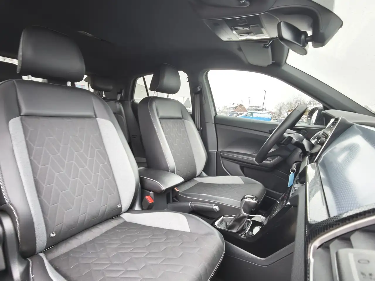 Volkswagen T-Cross GOAL 1.0 TSI DSG LED Navi AHK TravelAss. 14